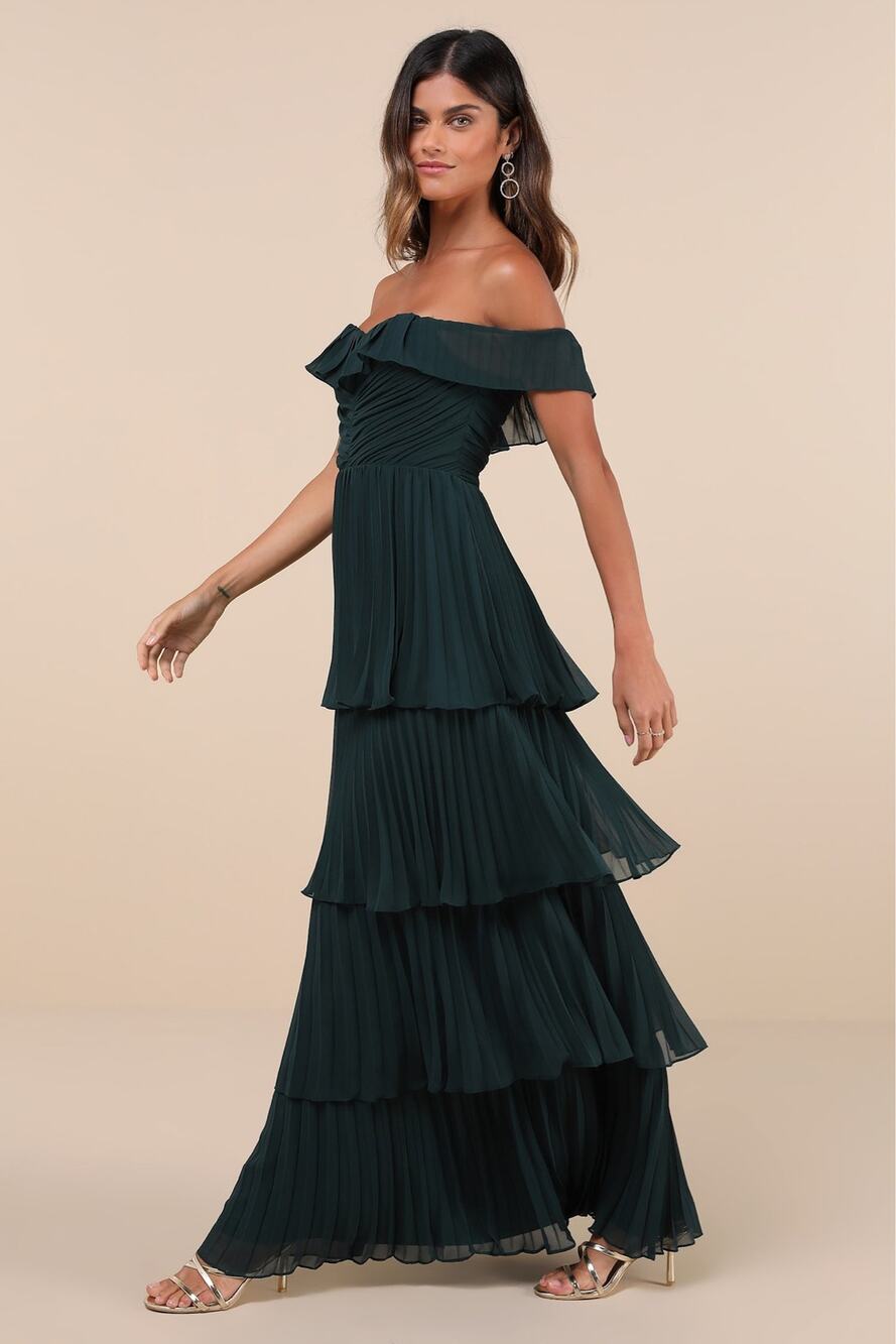 Lulu’s NWT Size XS Always Remarkable Emerald Pleated Off Shoulder Maxi Dress